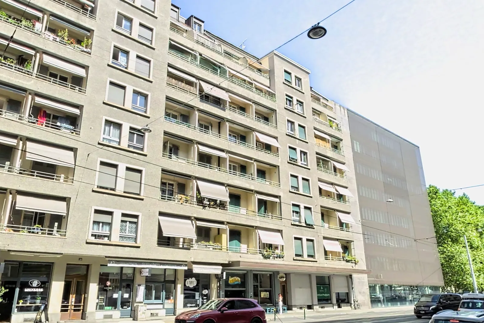 Immeuble d'habitation du boulevard du Pont-d'Arve, vu depuis la rue